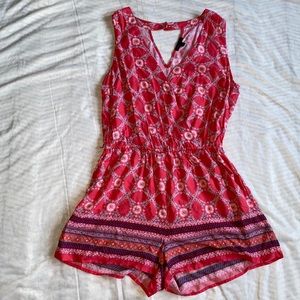 💥4/$20💥 Patterned pink romper